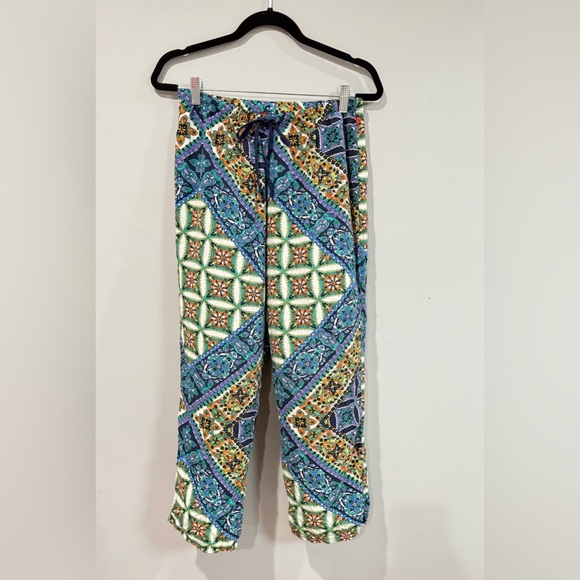 Colorful Geometric Pattern Pants - Picture 3 of 6